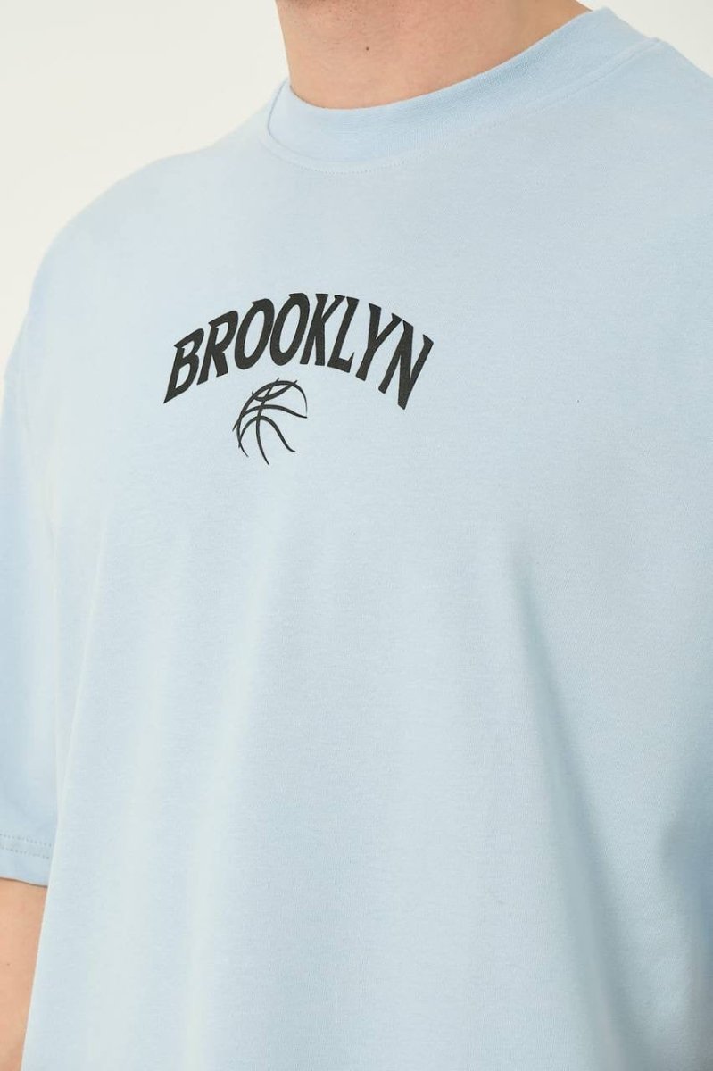 Brooklyn Tshirt mit Backprint - StreetwearSociety - Inspired by the Streets, Driven by Culture