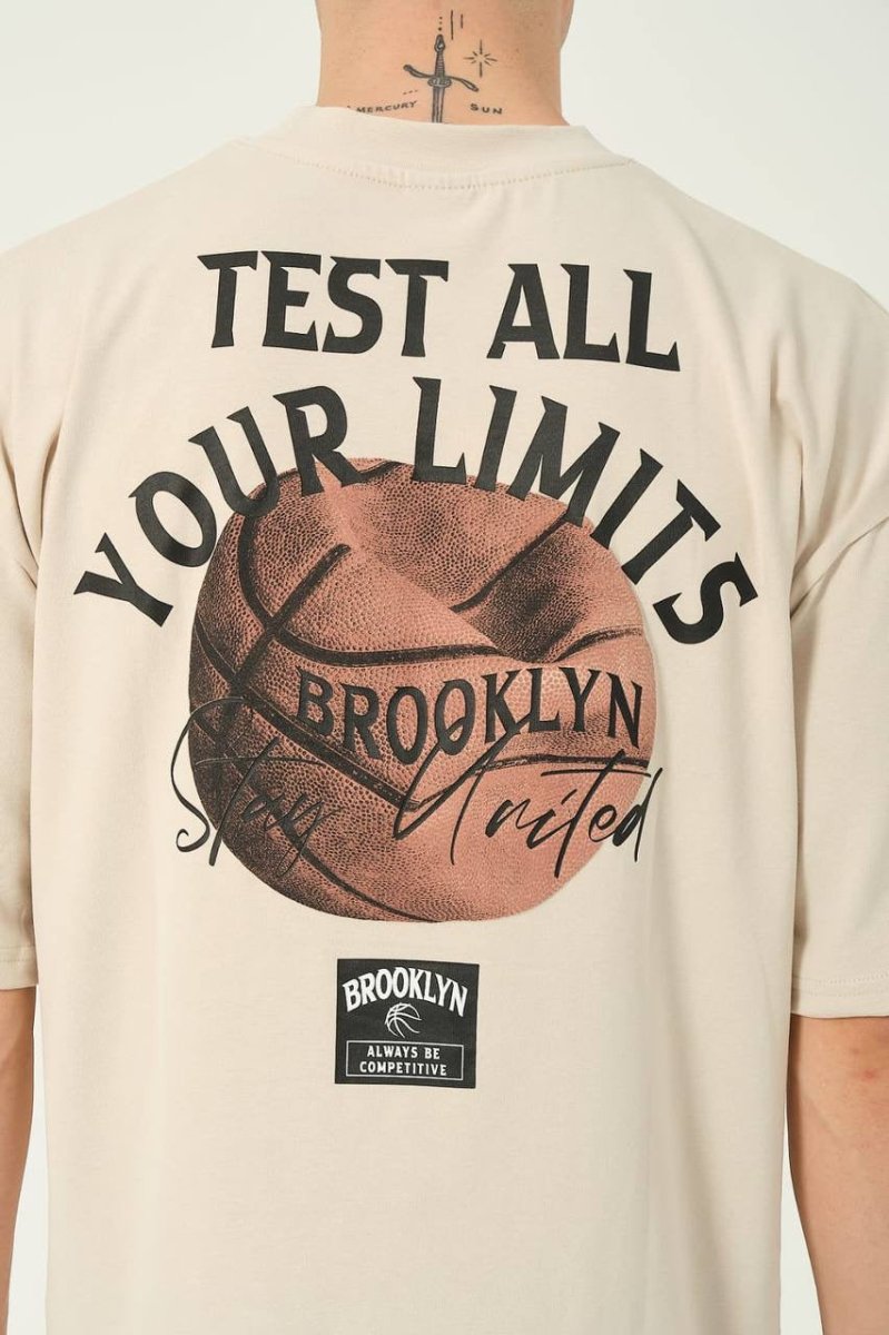 Brooklyn Tshirt mit Backprint - StreetwearSociety - Inspired by the Streets, Driven by Culture